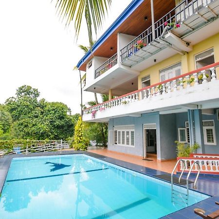 Blue Haven Guest House 康提 外观 照片